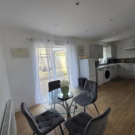 Holiday home 3br Family With Garden & Parking *